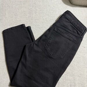 Women’s old navy black jeans size 8 petite